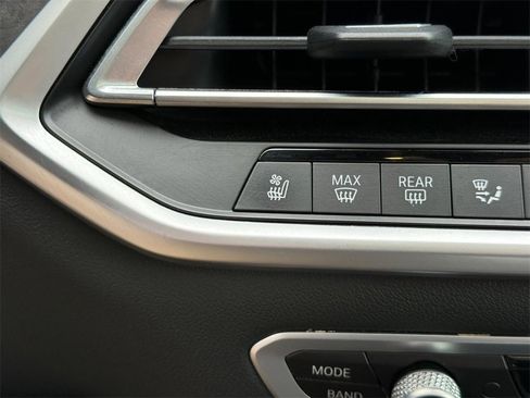 Used 2023 BMW X5 xDrive45e w/ Executive Package image 22