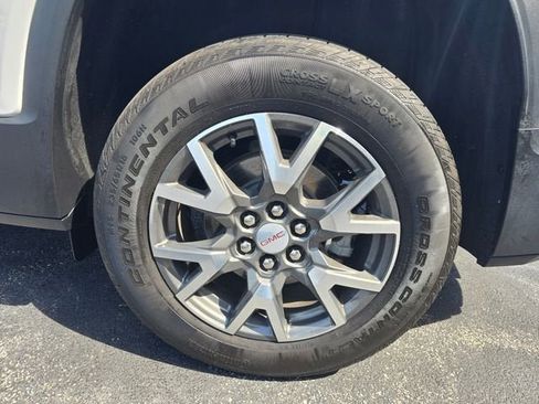 Used 2023 GMC Acadia SLE w/ Driver Convenience Package AWD/4WD image 13