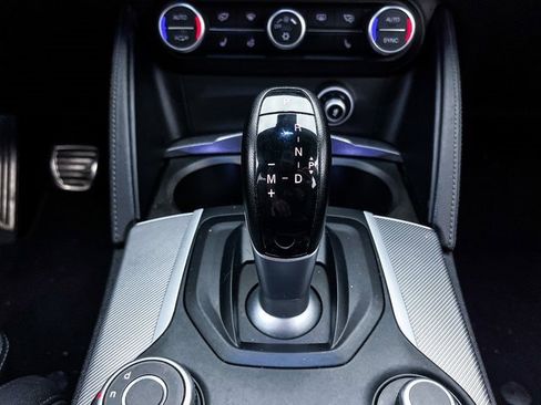 Used 2018 Alfa Romeo Stelvio Ti Sport image 22