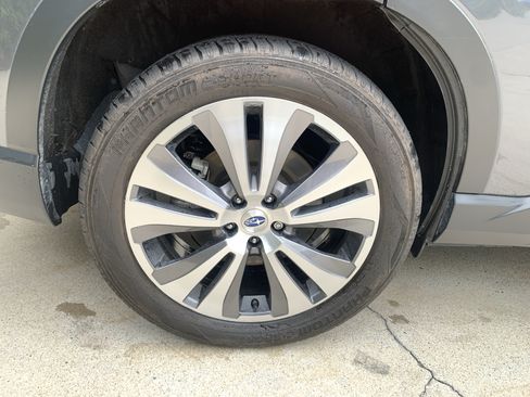 Used 2022 Subaru Ascent Touring AWD/4WD image 35