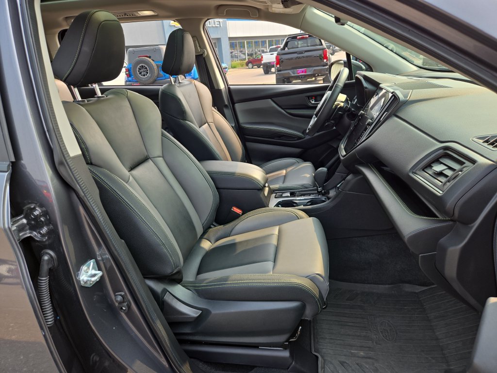 Used 2025 Subaru Ascent Onyx Edition w/ Popular Package #2 AWD/4WD image 18
