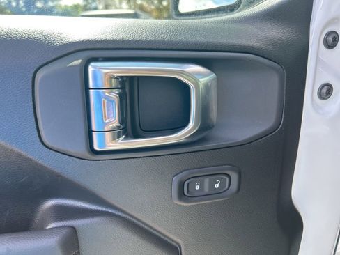 New 2026 Jeep Gladiator Sport AWD/4WD image 34