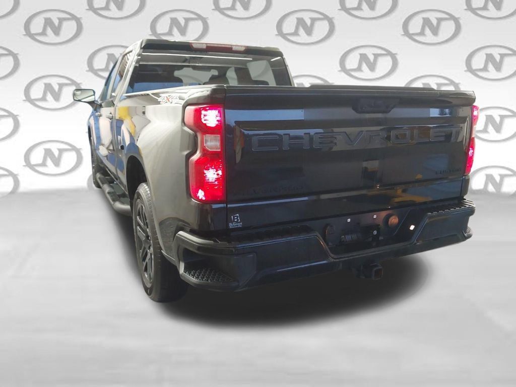 Used 2024 Chevrolet Silverado 1500 Custom w/ Rally Edition AWD/4WD image 14