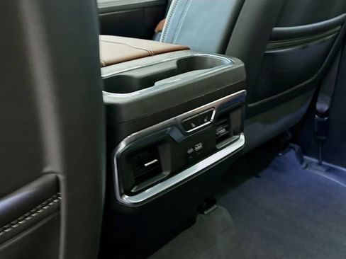 Used 2024 GMC Sierra 2500 Denali Ultimate w/ Max Trailering Package image 28