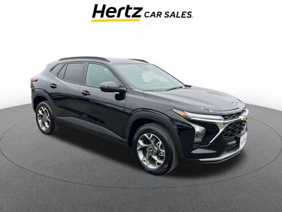 Used 2025 Chevrolet Trax LT