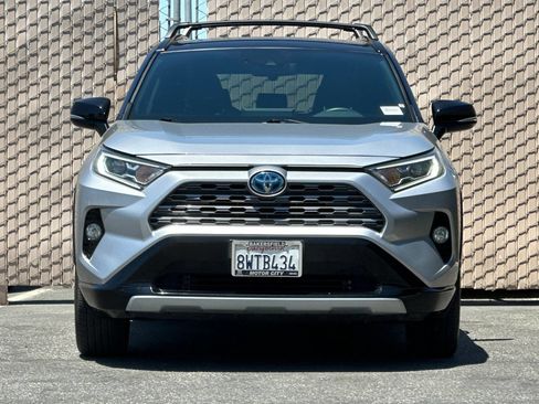 Used 2021 Toyota RAV4 XSE w/ XSE Grade Weather Package AWD/4WD image 9