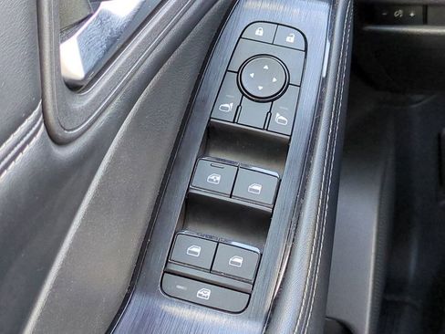 Certified 2023 Nissan Rogue SV w/ SV Premium Package image 25