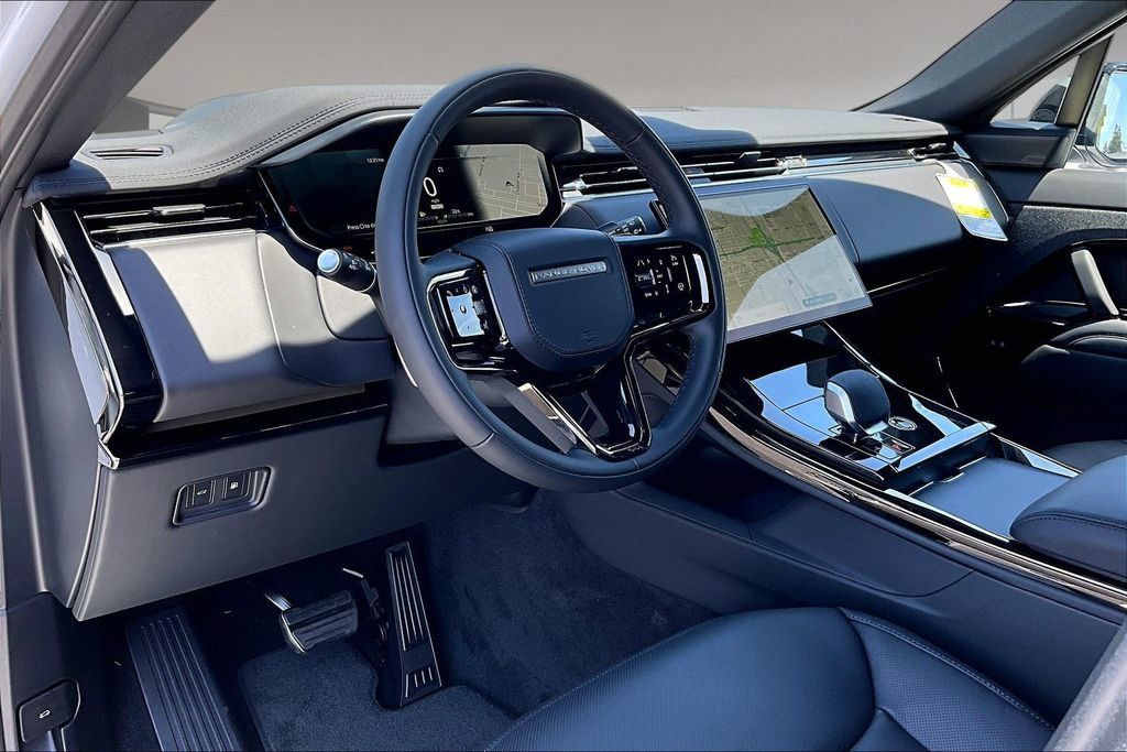 New 2026 Land Rover Range Rover Sport Dynamic SE AWD/4WD image 7