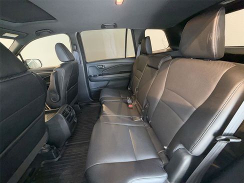 Used 2023 Honda Passport EX-L image 25