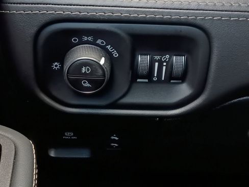 New 2026 RAM 1500 Limited w/ Body Color Bumper Group AWD/4WD image 12