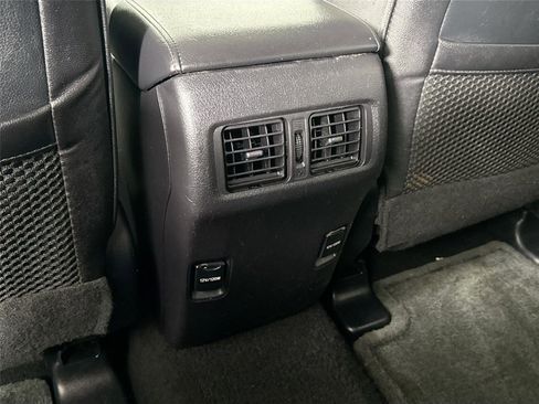 Used 2016 Toyota 4Runner SR5 Premium image 37