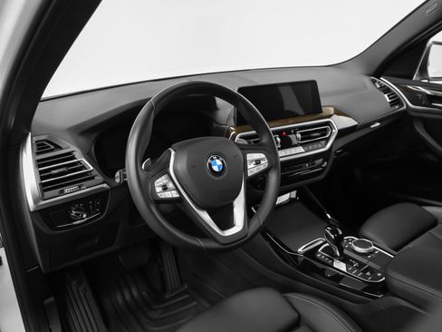 Used 2024 BMW X3 sDrive30i w/ Convenience Package image 4