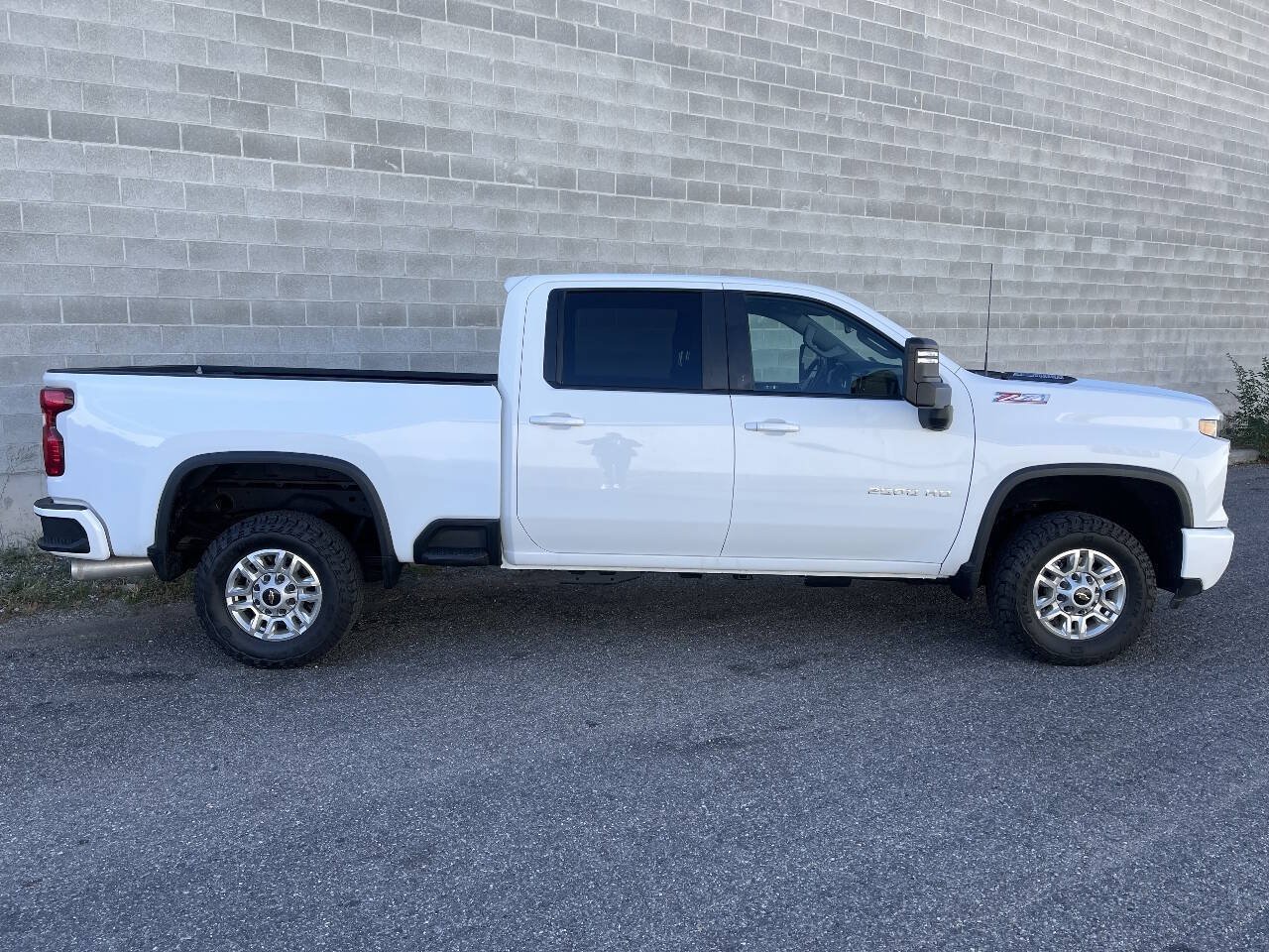 Used 2024 Chevrolet Silverado 2500 LT w/ Convenience Package AWD/4WD image 18