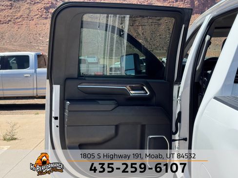 Used 2024 Chevrolet Silverado 2500 LT AWD/4WD image 51