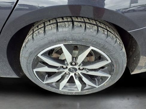 Used 2023 Chevrolet Malibu RS FWD image 9