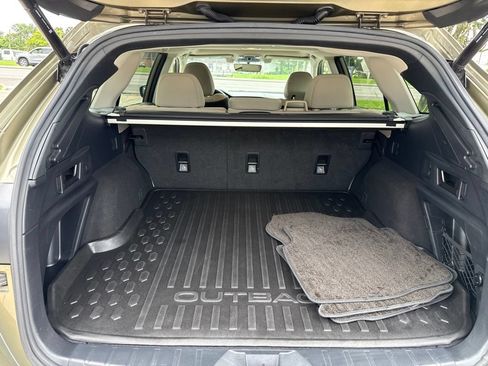 Used 2021 Subaru Outback Premium AWD/4WD image 22