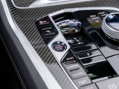 New 2026 BMW X6 M60i w/ Executive Package image 20