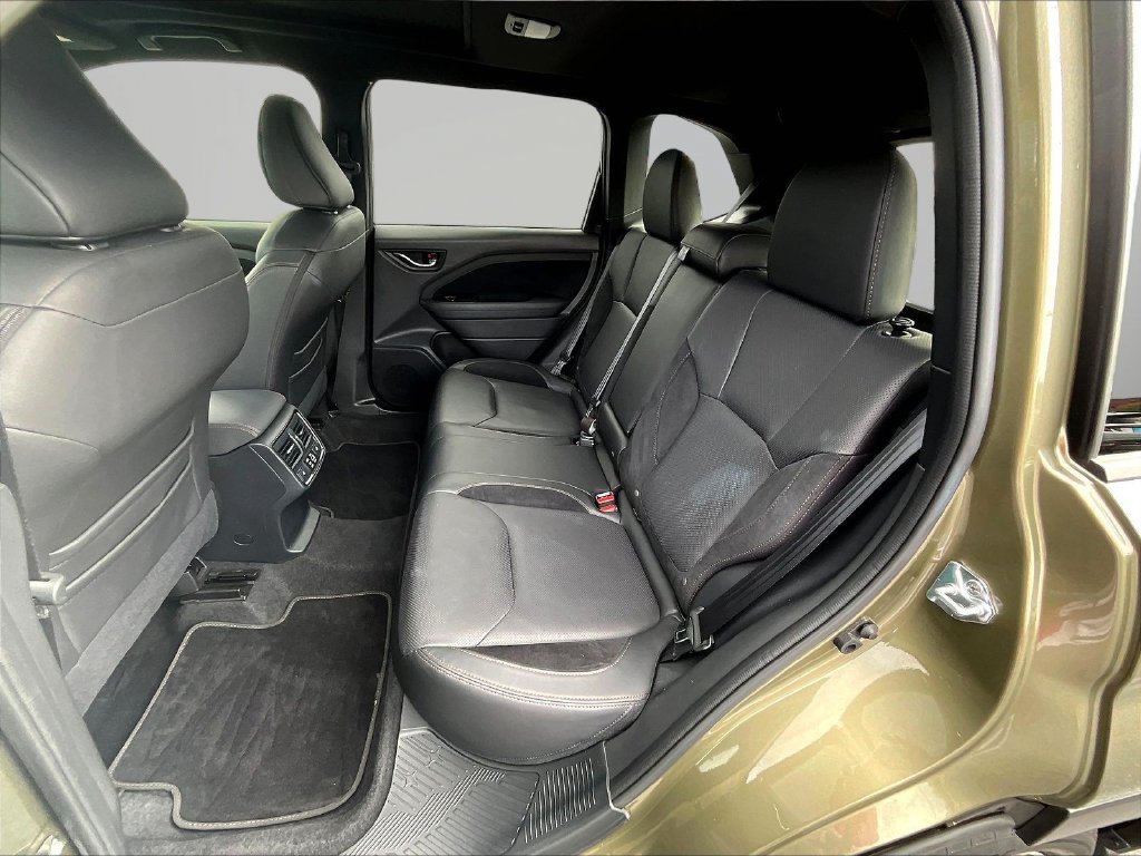 Used 2025 Subaru Forester Touring AWD/4WD image 26