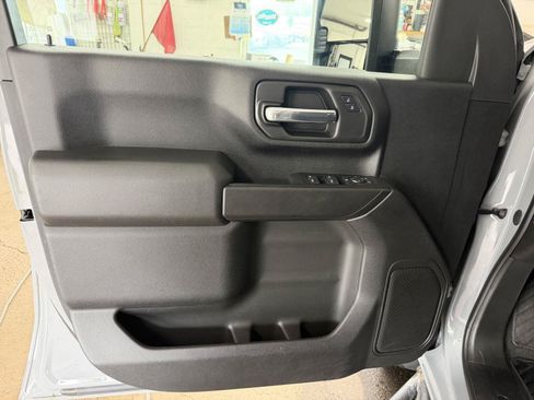 Used 2024 Chevrolet Silverado 2500 Custom w/ Custom Convenience Package AWD/4WD image 12