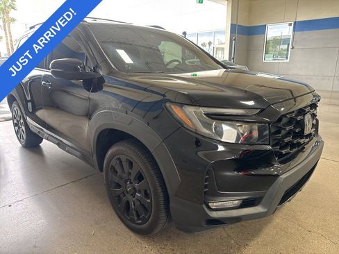 Used 2022 Honda Passport Elite image 2