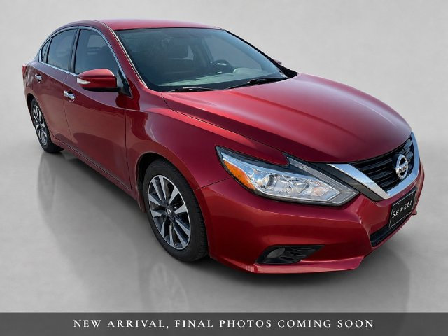 Used 2016 Nissan Altima 2.5 SV w/ Convenience Package FWD image 3