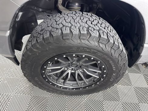 Used 2020 RAM 1500 Big Horn image 8