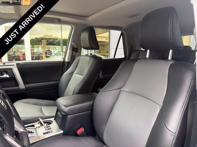 Used 2023 Toyota 4Runner SR5 Premium w/ Moonroof Package AWD/4WD image 10