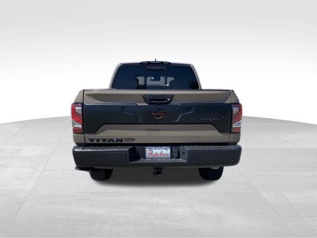 Used 2024 Nissan Titan PRO-4X w/ Pro-4x Convenience Package AWD/4WD image 3