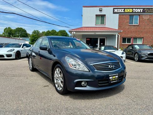 Used 2013 INFINITI G37 x Sedan w/ Premium Pkg AWD/4WD image 3