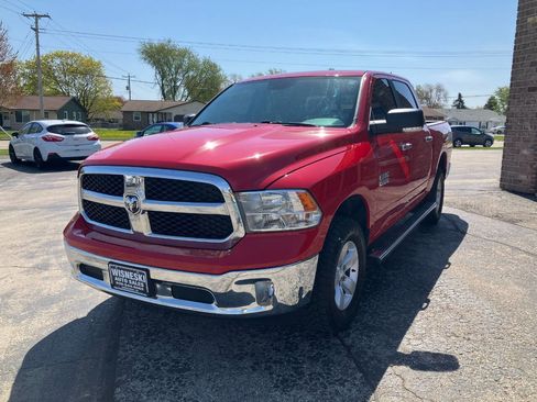 Used 2017 RAM 1500 Classic SLT w/ Luxury Group AWD/4WD image 7