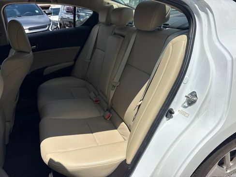 Used 2016 Acura ILX FWD image 13