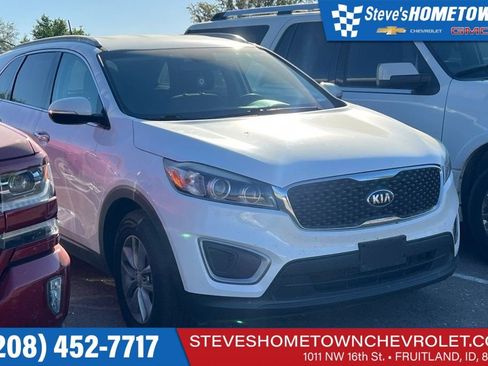Used 2017 Kia Sorento FWD image 1