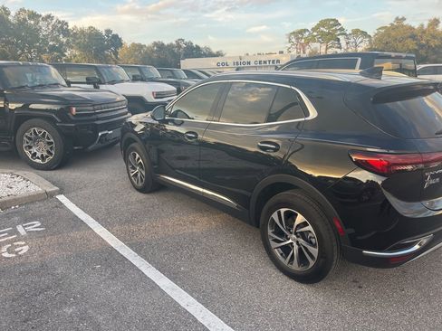 Certified 2022 Buick Envision Essence w/ Technology Package I image 4