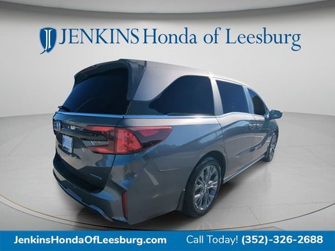 New 2026 Honda Odyssey Touring image 3