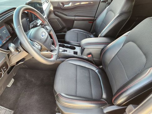 Used 2023 Ford Escape ST-Line w/ Tech Pack #1 image 17