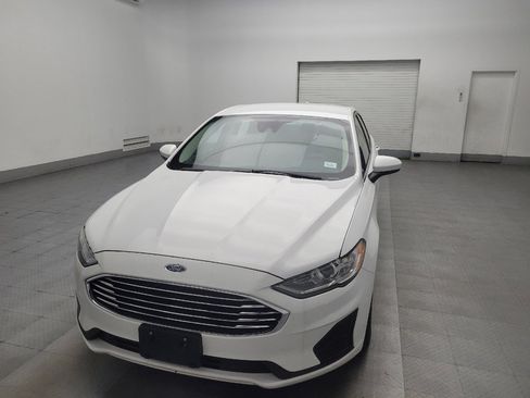 Used 2020 Ford Fusion SE image 15