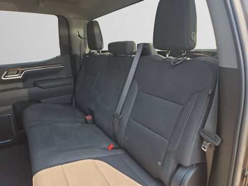 Used 2025 Chevrolet Silverado 1500 LT AWD/4WD image 14