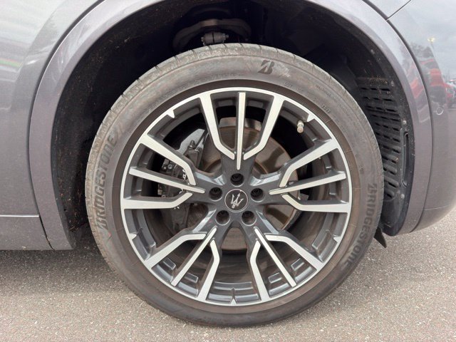 Used 2023 Maserati Grecale Modena AWD/4WD image 19