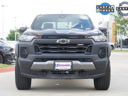 Used 2023 Chevrolet Colorado Trail Boss w/ Technology Package image 2