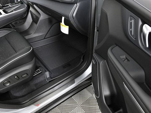 New 2025 Buick Enclave Sport Touring w/ Power Package image 25