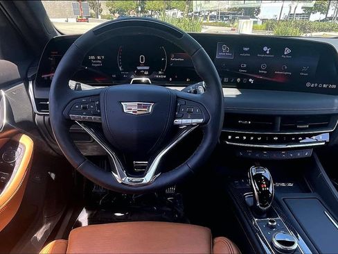 New 2026 Cadillac CT5 V w/ Platinum Package AWD/4WD image 23