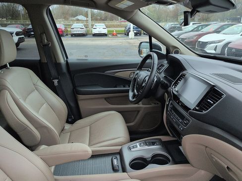 Used 2023 Honda Ridgeline RTL-E image 7