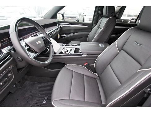 New 2026 Cadillac Escalade ESV Sport w/ Touring Package AWD/4WD image 6