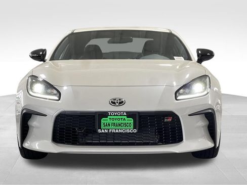 New 2026 Toyota GR86 RWD image 5
