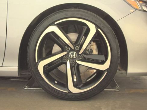 Used 2022 Honda Accord Sport Special Edition image 10