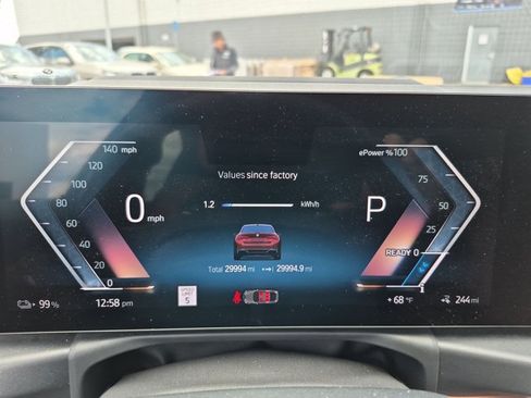 Used 2023 BMW i4 eDrive40 w/ Premium Package RWD image 9