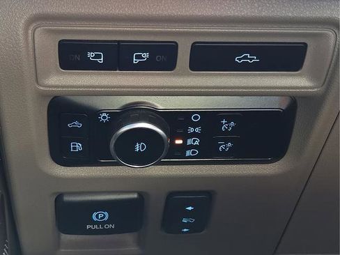 Used 2024 Ford F150 Platinum w/ Equipment Group 703A Plus AWD/4WD image 13