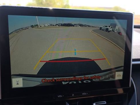 Used 2026 Toyota Corolla Cross XLE image 20