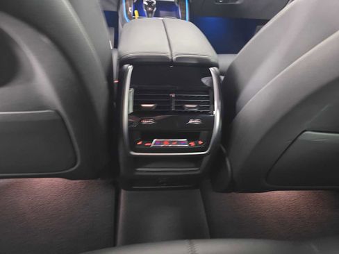 Used 2023 BMW X5 xDrive45e image 25