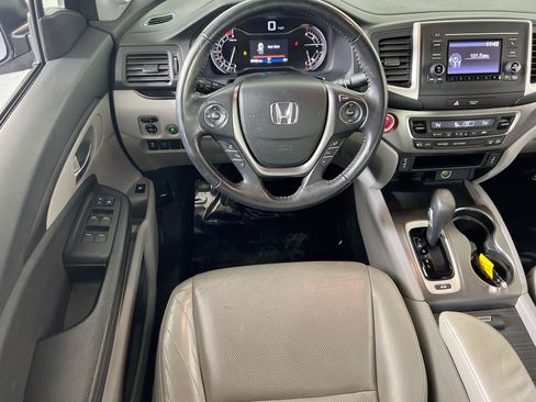 Used 2017 Honda Ridgeline RTL image 21